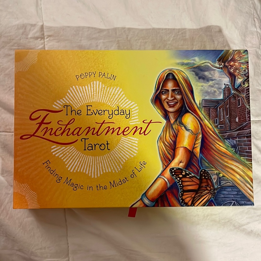 The everyday enchantment tarot by Poppy Palin mint condition full size